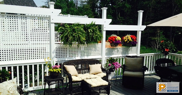 Transforming your deck with lattice privacy screen