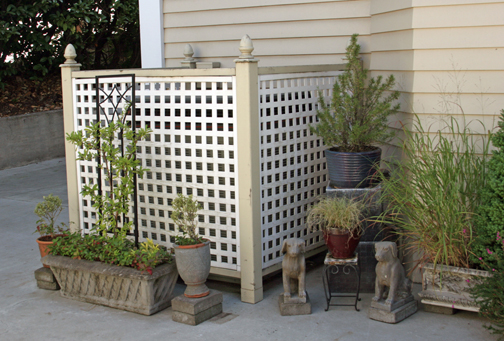 How to Hide your Pool Equipment with Vinyl Lattice