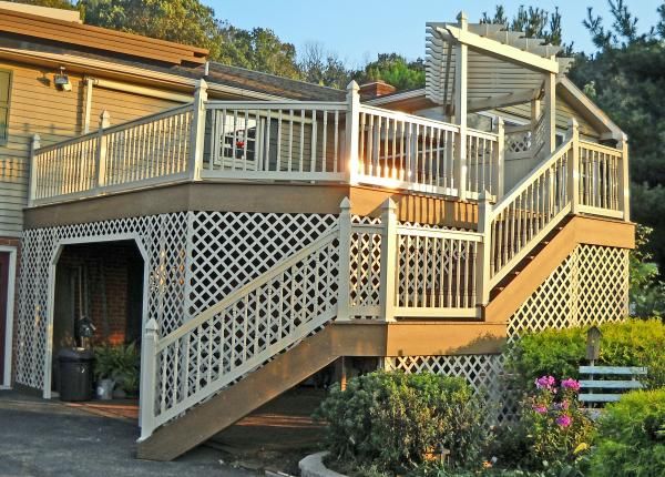 Installing Vinyl Lattice rails and railing